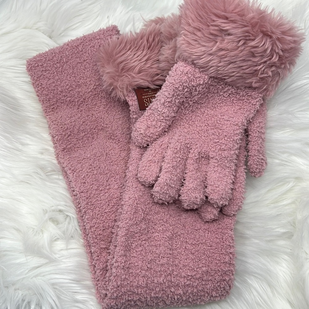 Dents Scarf And Gloves Matching Set Women’s One Size